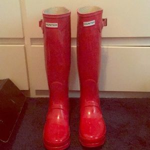 Red Hunter boots